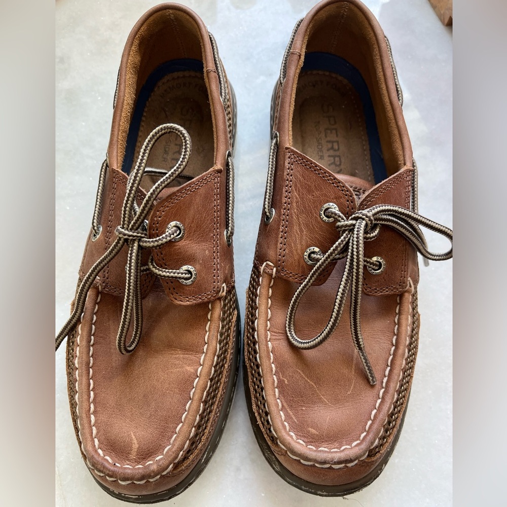 SPERRY TARPON BOAT SHOE size 8.5